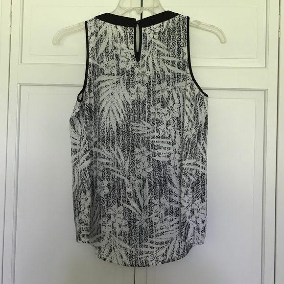 A. BYER top - Picture 4 of 4